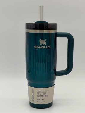Stanley Quencher® H2.0 Fluted Tumbler 30oz | Marina Shine